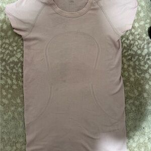 Lululemon short sleeve swiftly tech